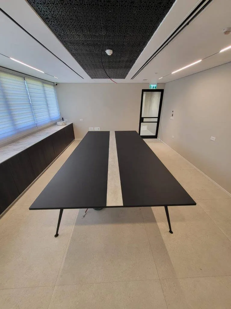 שולחן ישיבות במידה 4.00/2.00 דגם אופיר