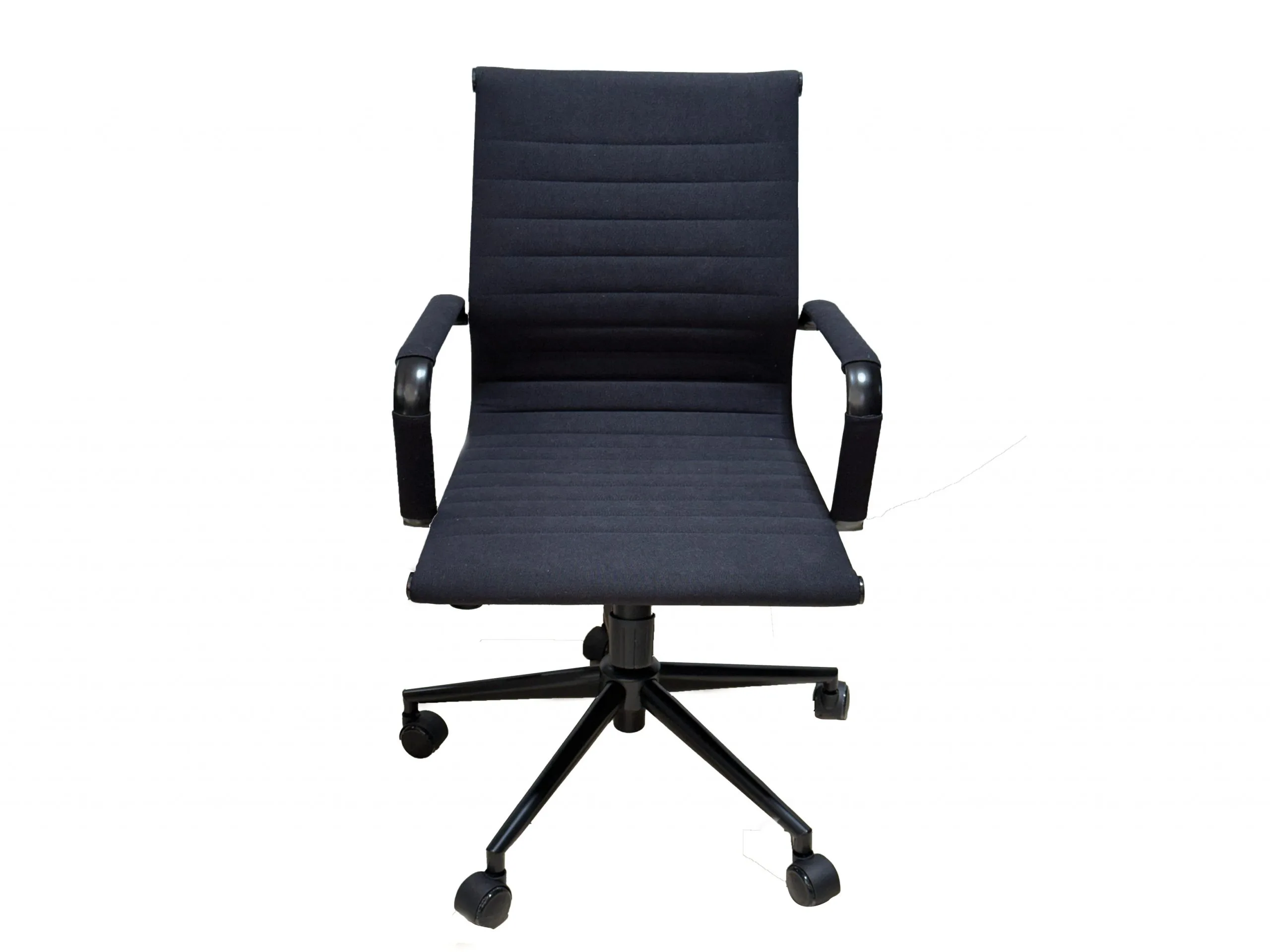 כסא שחור דגם אומגה מבד