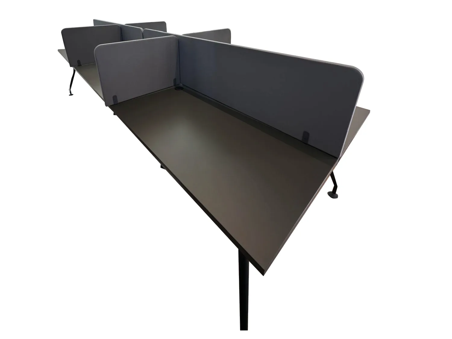 עמדת טלמרקטינג עם מחיצות